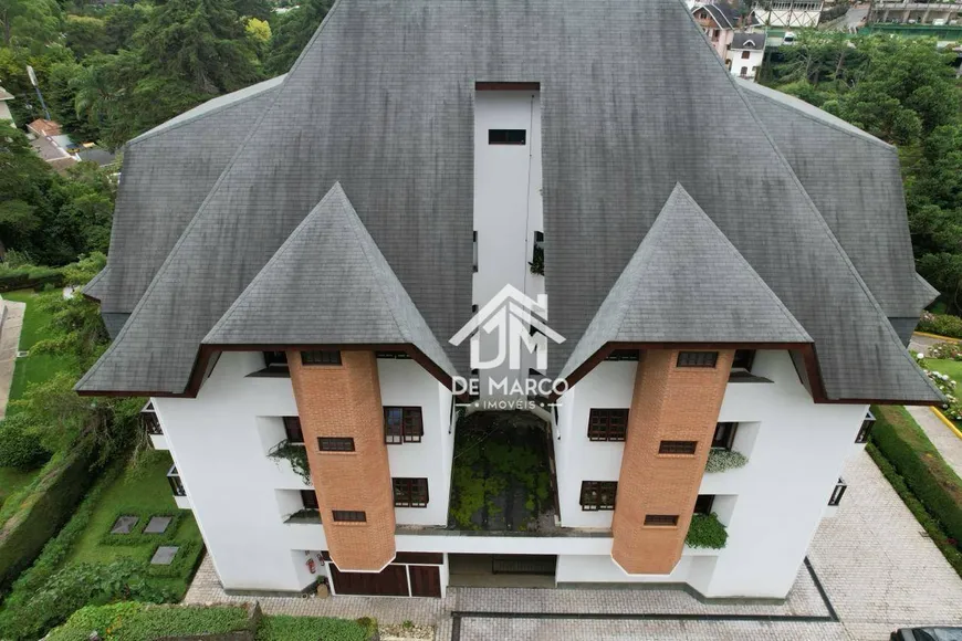 Foto 1 de Apartamento com 3 Quartos à venda, 145m² em , Campos do Jordão