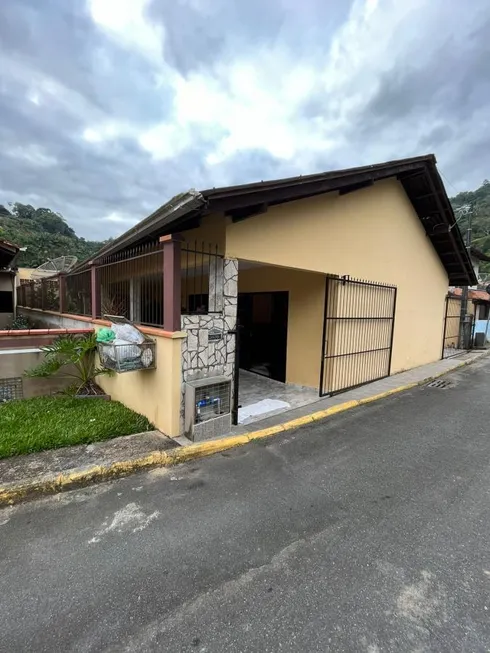 Foto 1 de Casa com 3 Quartos à venda, 100m² em , Guaramirim