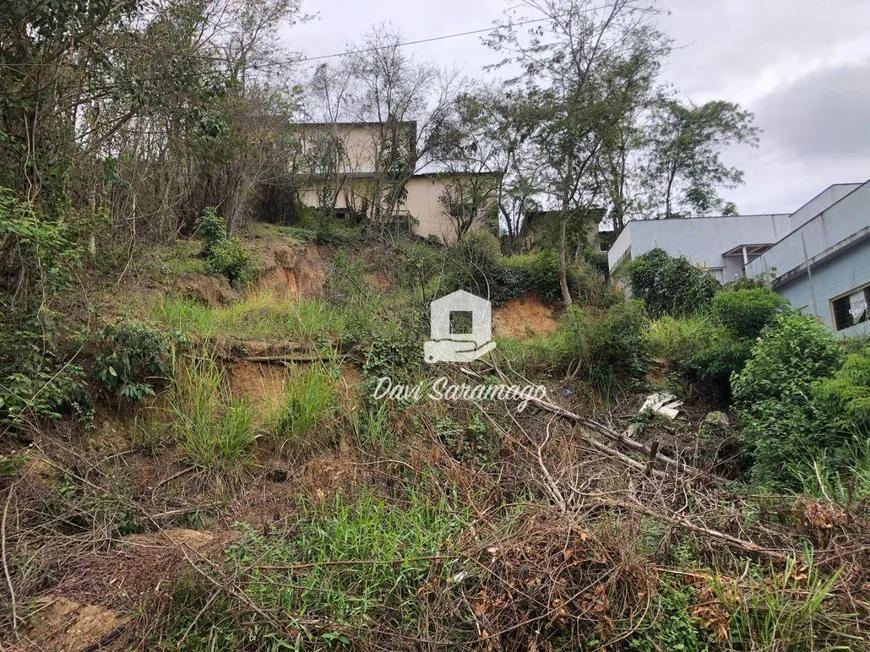 Foto 1 de Lote/Terreno à venda, 400m² em Rio do Ouro, Niterói