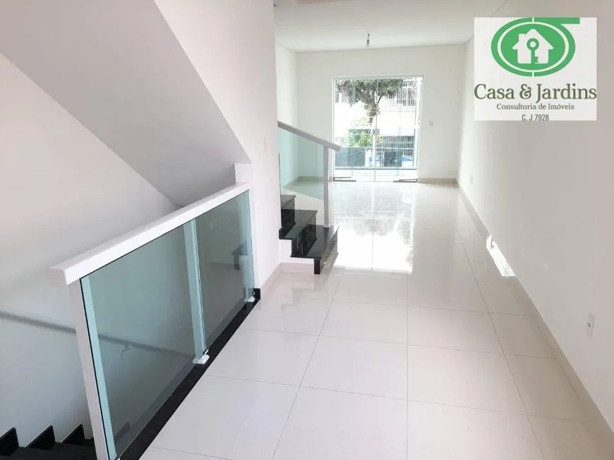 Foto 1 de Casa com 4 Quartos à venda, 240m² em Campo Grande, Santos