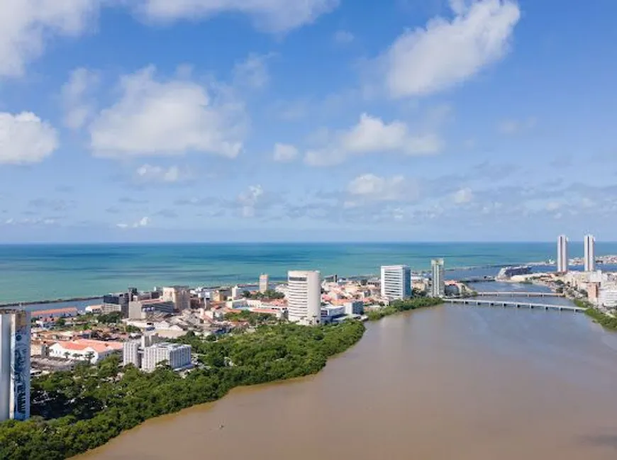 Foto 1 de Apartamento com 3 Quartos à venda, 129m² em Boa Vista, Recife