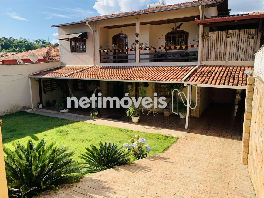 Foto 1 de Casa com 5 Quartos à venda, 410m² em Quintas Coloniais, Contagem