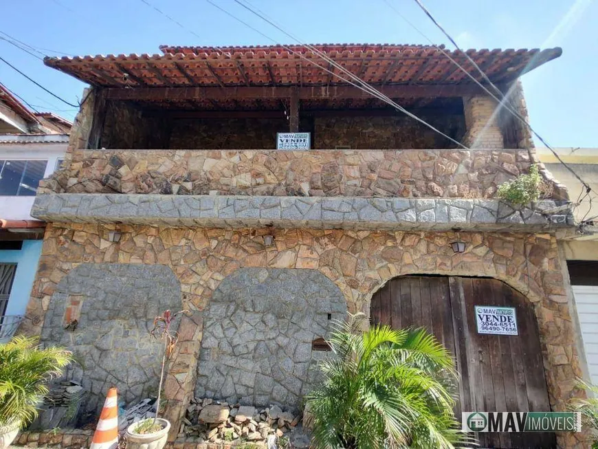 Foto 1 de Casa com 3 Quartos à venda, 120m² em Santíssimo, Rio de Janeiro