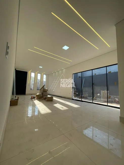 Foto 1 de Casa com 3 Quartos à venda, 240m² em Setor Habitacional Arniqueira, Brasília