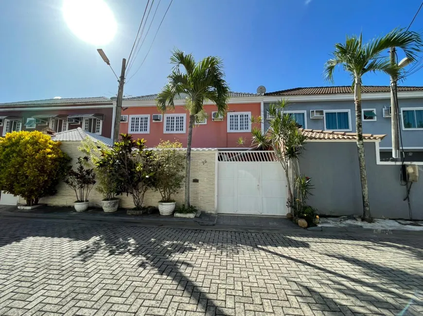 Foto 1 de Casa com 4 Quartos à venda, 180m² em Vargem Pequena, Rio de Janeiro