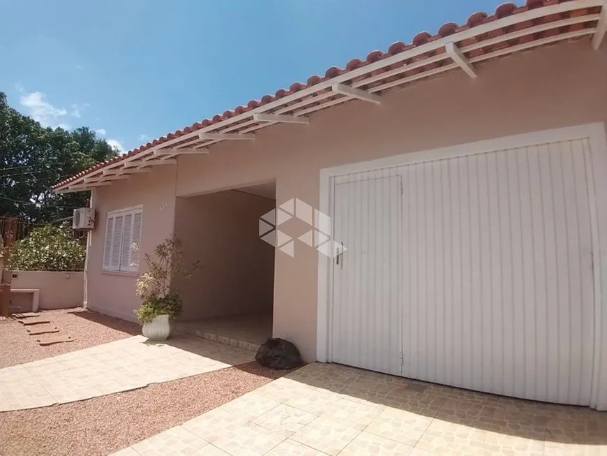 Foto 1 de Casa com 3 Quartos à venda, 220m² em Harmonia, Canoas