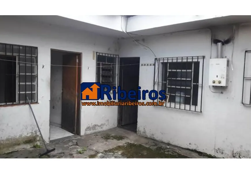 Foto 1 de Casa com 3 Quartos à venda, 100m² em Cidade Domitila, São Paulo