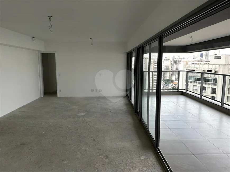 Foto 1 de Apartamento com 4 Quartos à venda, 184m² em Vila Romana, São Paulo