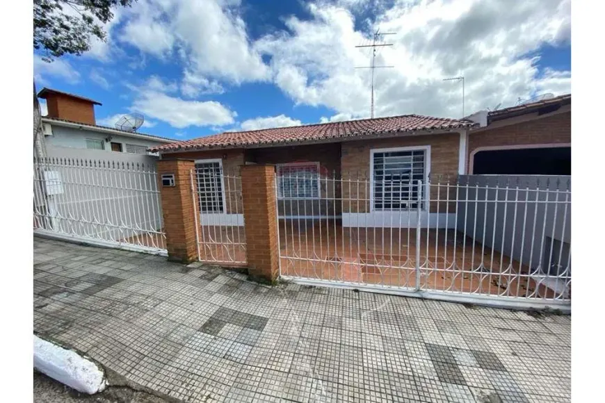 Foto 1 de Casa com 2 Quartos para alugar, 108m² em BARRA FUNDA, Vinhedo