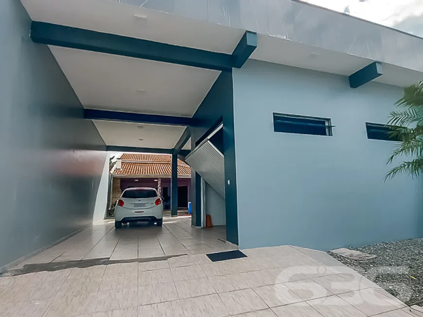 Foto 1 de Casa com 2 Quartos à venda, 220m² em Adhemar Garcia, Joinville