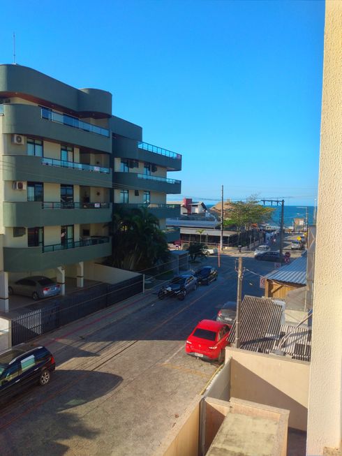 Foto 1 de Apartamento com 3 Quartos para alugar, 90m² em Praia de Bombas, Bombinhas