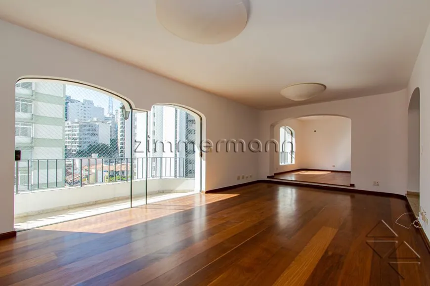 Foto 1 de Apartamento com 4 Quartos à venda, 196m² em Jardim América, São Paulo