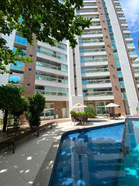 Foto 1 de Apartamento com 3 Quartos à venda, 118m² em Meireles, Fortaleza