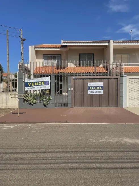 Foto 1 de Sobrado com 3 Quartos à venda, 205m² em Vila Marumby, Maringá