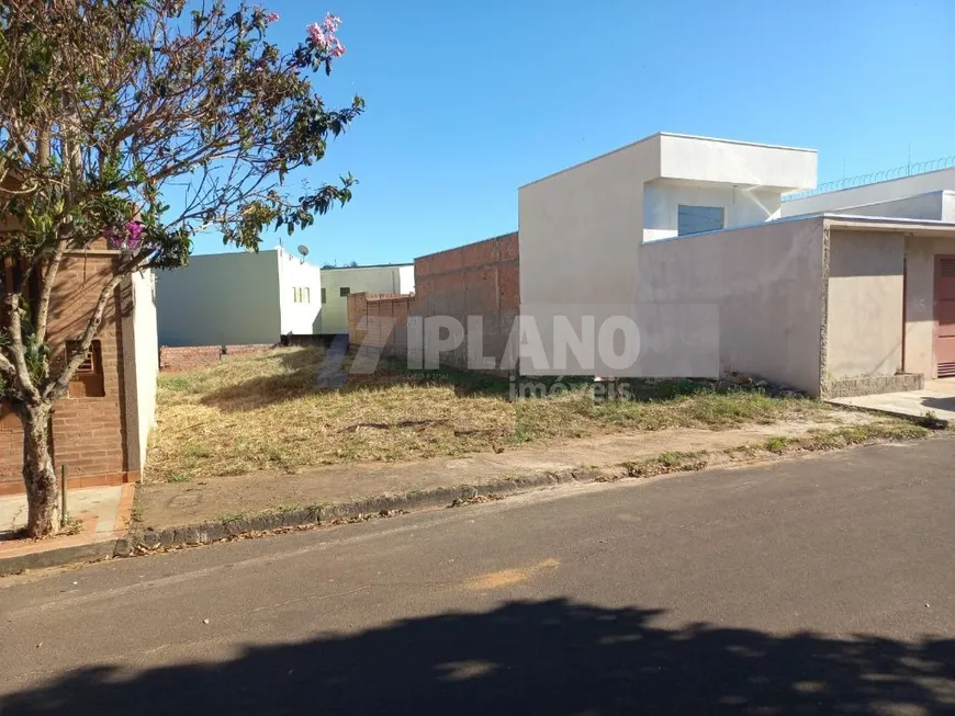 Foto 1 de Lote/Terreno à venda, 320m² em Jardim Embare, São Carlos