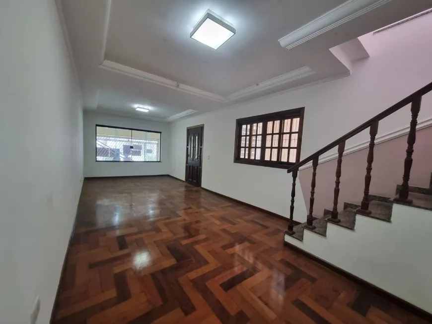 Foto 1 de Casa com 3 Quartos à venda, 190m² em Santo Amaro, São Paulo