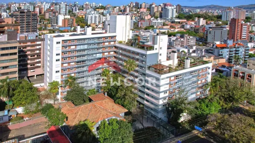 Foto 1 de Apartamento com 2 Quartos à venda, 55m² em Rio Branco, Porto Alegre