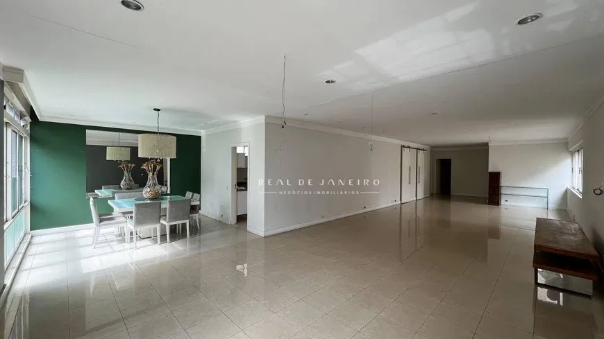 Foto 1 de Apartamento com 3 Quartos para venda ou aluguel, 260m² em Bela Vista, São Paulo