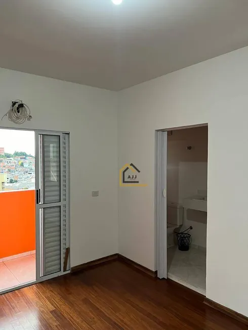 Foto 1 de Casa com 2 Quartos para alugar, 46m² em Mirante de Jandira , Jandira