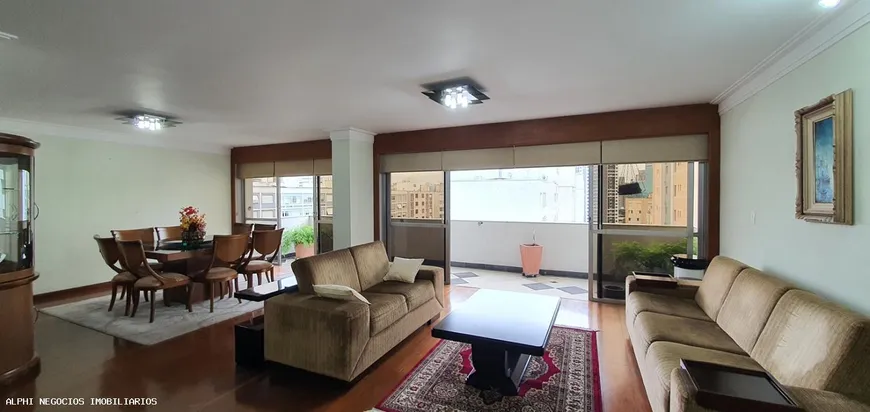 Foto 1 de Apartamento com 4 Quartos à venda, 241m² em Aclimação, São Paulo