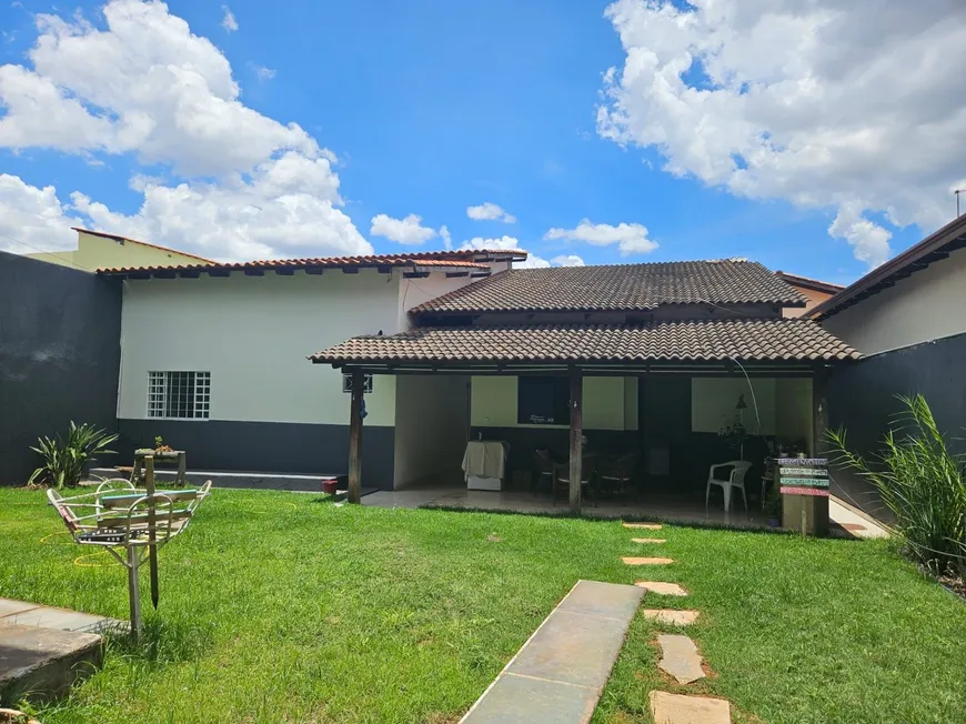 Foto 1 de Casa com 2 Quartos à venda, 100m² em Vicente Pires, Brasília