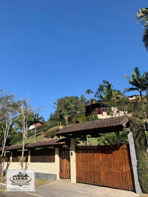 Foto 1 de Casa de Condomínio com 6 Quartos para venda ou aluguel, 574m² em Albuquerque, Teresópolis