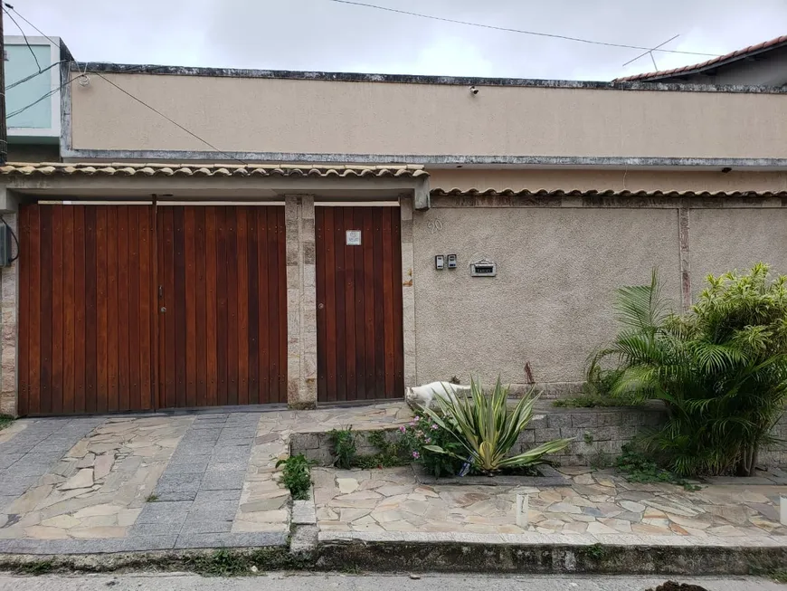 Foto 1 de Casa com 2 Quartos à venda, 70m² em Itaúna, São Gonçalo