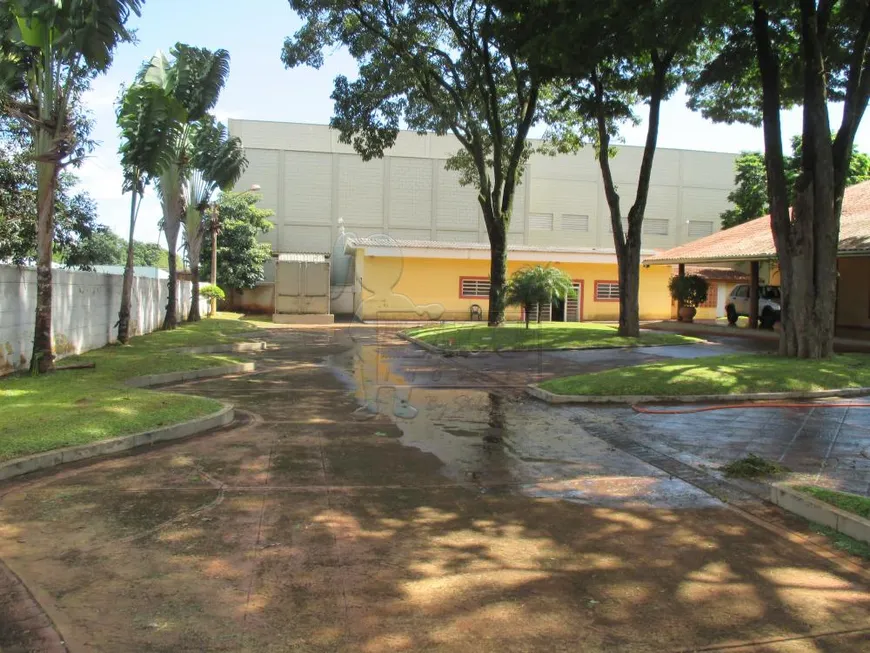 Foto 1 de Fazenda/Sítio com 3 Quartos à venda, 250m² em Recreio Anhangüera, Ribeirão Preto