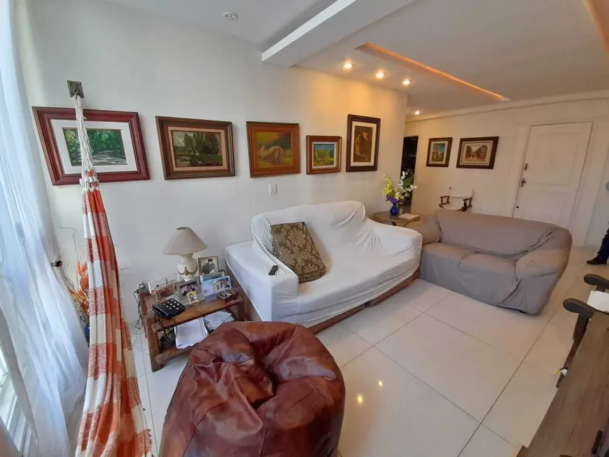 Foto 1 de Apartamento com 3 Quartos à venda, 115m² em Leme, Rio de Janeiro