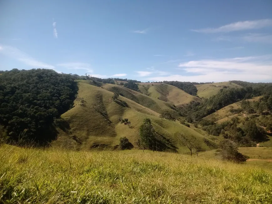 Foto 1 de Fazenda/Sítio com 3 Quartos à venda, 206000m² em Zona Rural, Cruzília