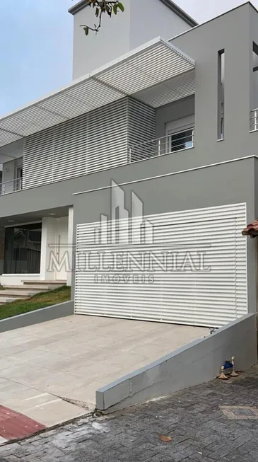 Foto 1 de Casa com 3 Quartos à venda, 413m² em Jurerê, Florianópolis