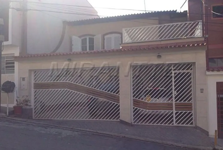 Foto 1 de Sobrado com 4 Quartos à venda, 190m² em Horto Florestal, São Paulo