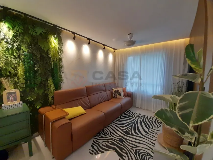 Foto 1 de Apartamento com 3 Quartos à venda, 80m² em Praia da Baleia, Serra