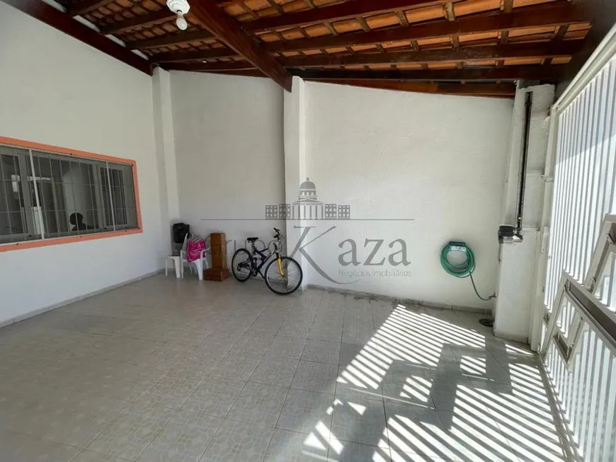 Foto 1 de Casa com 3 Quartos à venda, 109m² em Jardim Siesta, Jacareí
