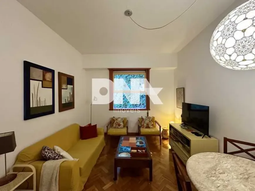 Foto 1 de Apartamento com 3 Quartos à venda, 70m² em Cosme Velho, Rio de Janeiro