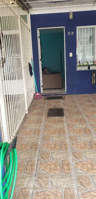 Foto 1 de Sobrado com 2 Quartos à venda, 44m² em Desvio Rizzo, Caxias do Sul