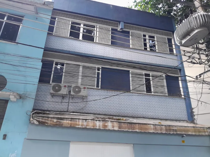 Foto 1 de Sobrado com 4 Quartos à venda, 220m² em Catete, Rio de Janeiro