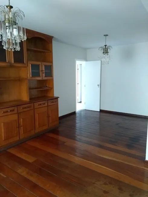 Foto 1 de Apartamento com 4 Quartos à venda, 122m² em Setor Oeste, Goiânia