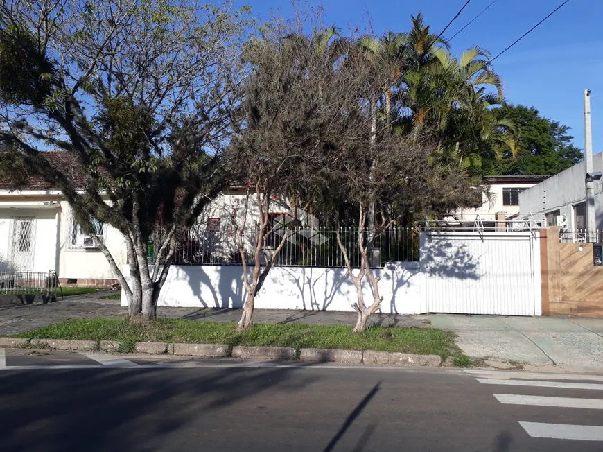 Foto 1 de Casa com 2 Quartos à venda, 80m² em Partenon, Porto Alegre