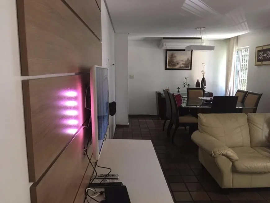 Foto 1 de Apartamento com 3 Quartos à venda, 147m² em Aflitos, Recife