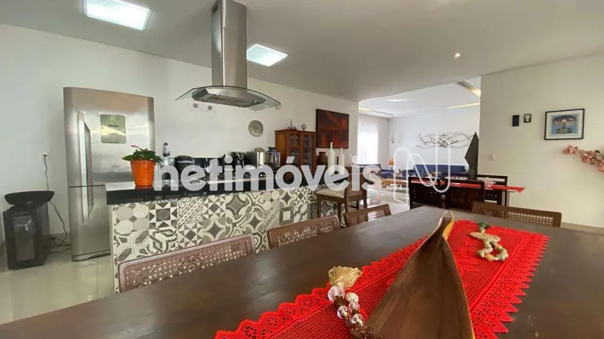 Foto 1 de Casa de Condomínio com 3 Quartos à venda, 250m² em Condominio Quintas do Sol, Nova Lima