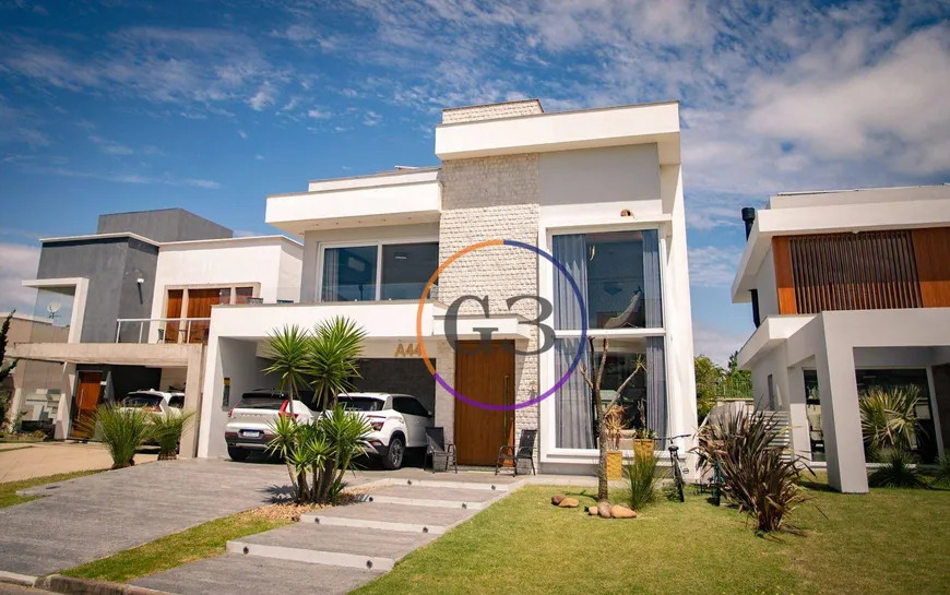 Foto 1 de Casa de Condomínio com 3 Quartos à venda, 280m² em Laranjal, Pelotas