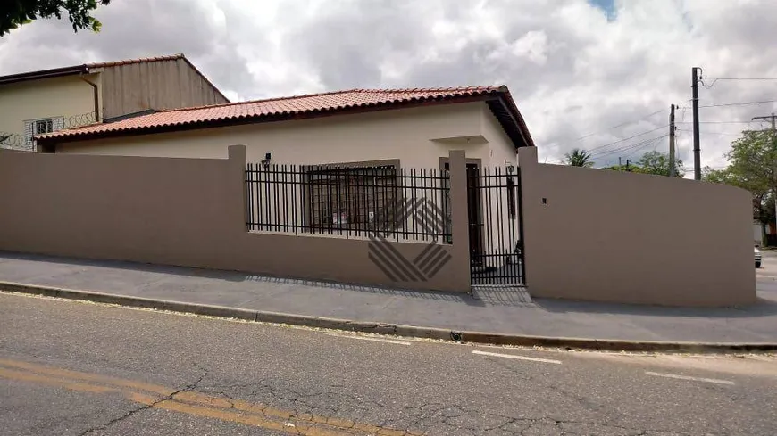 Foto 1 de Casa com 3 Quartos à venda, 86m² em Jardim Simus, Sorocaba