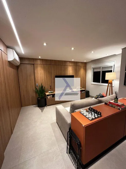 Foto 1 de Apartamento com 2 Quartos à venda, 63m² em Vila Isa, São Paulo