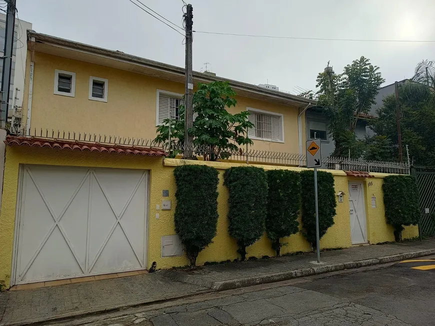 Foto 1 de Sobrado com 4 Quartos à venda, 215m² em Brooklin, São Paulo