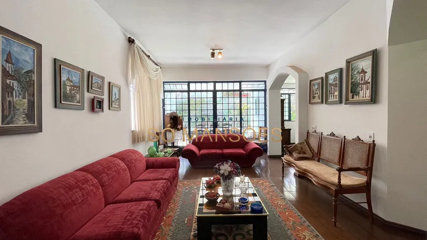 Foto 1 de Casa com 6 Quartos à venda, 571m² em Mangabeiras, Belo Horizonte