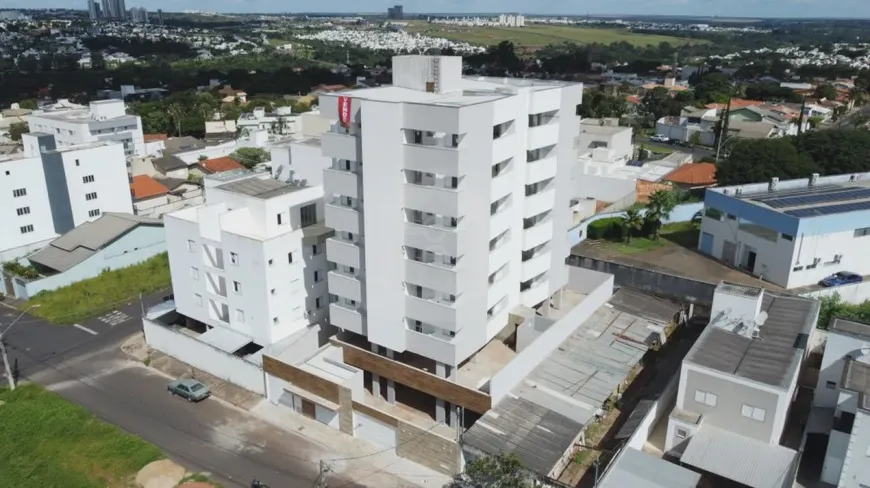 Foto 1 de Apartamento com 2 Quartos à venda, 54m² em Tubalina, Uberlândia