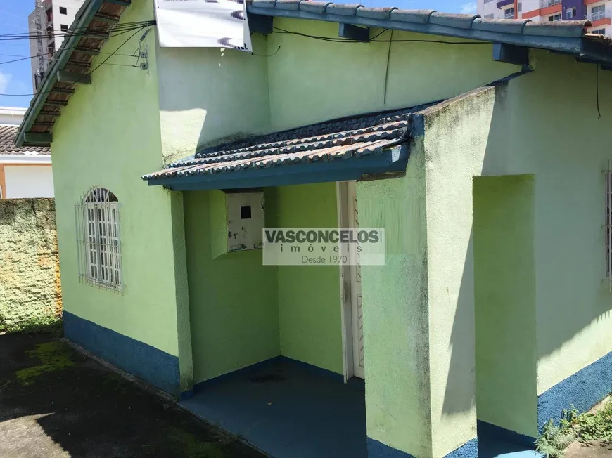 Foto 1 de Casa com 2 Quartos à venda, 98m² em Vila Adyana, São José dos Campos