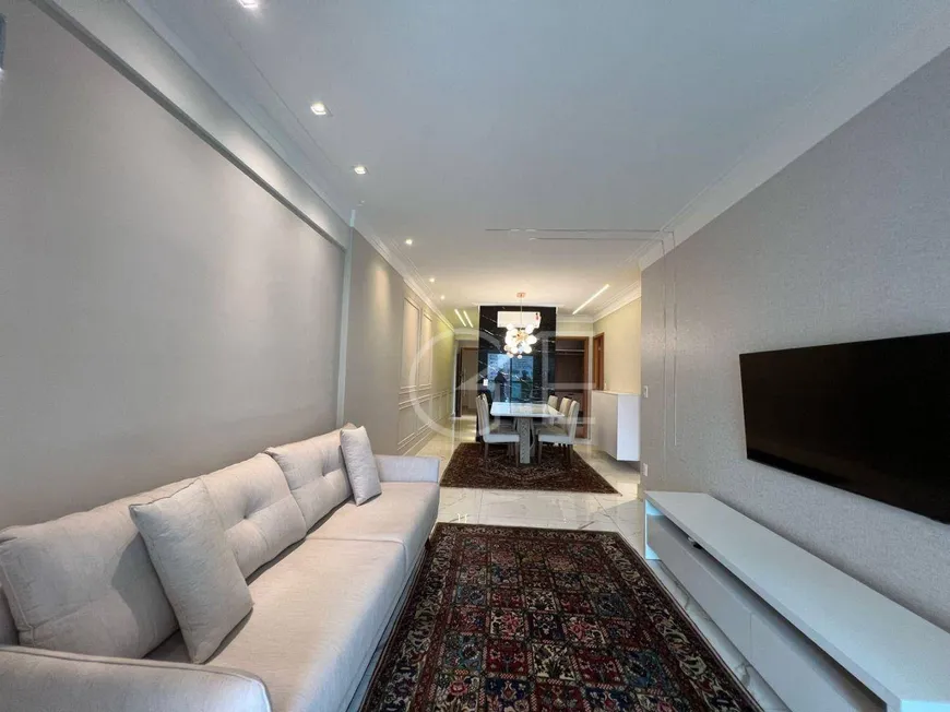 Foto 1 de Apartamento com 3 Quartos à venda, 105m² em Gonzaga, Santos