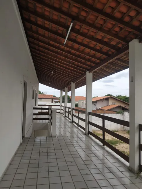 Foto 1 de Casa com 3 Quartos para alugar, 336m² em Recanto das Palmeiras, Teresina